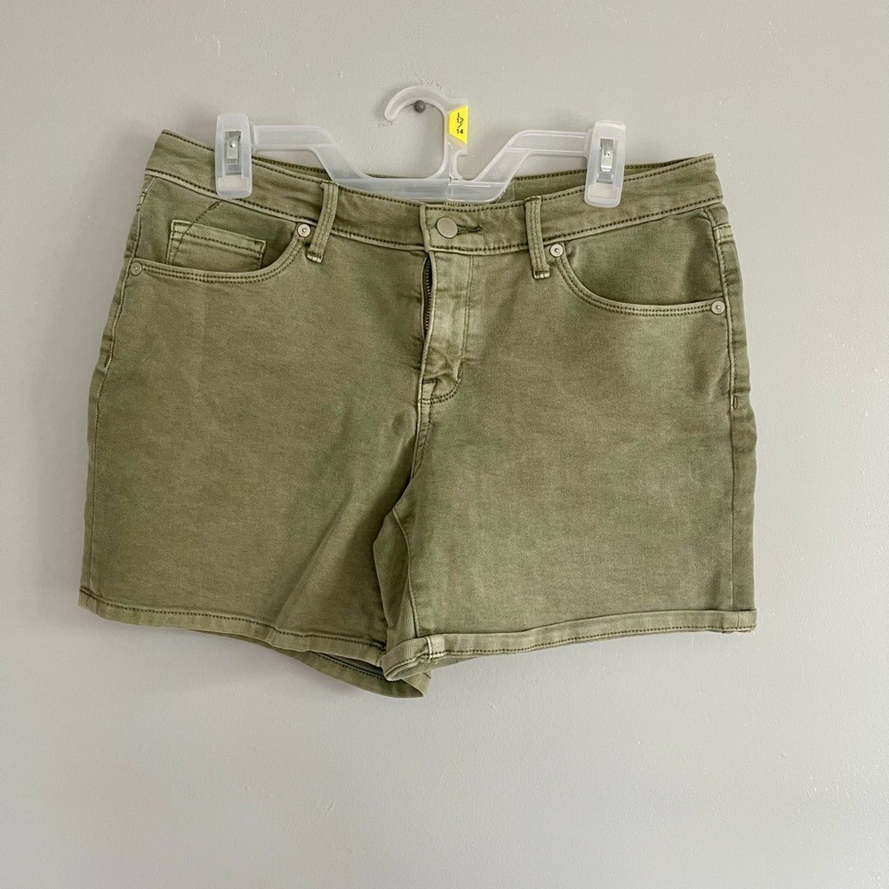*Bundle 3 items for $6!!*  Denim Shorts